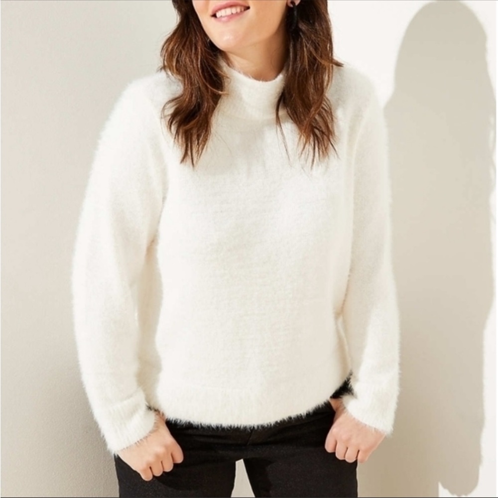 Loft size M fuzzy white cropped sweater